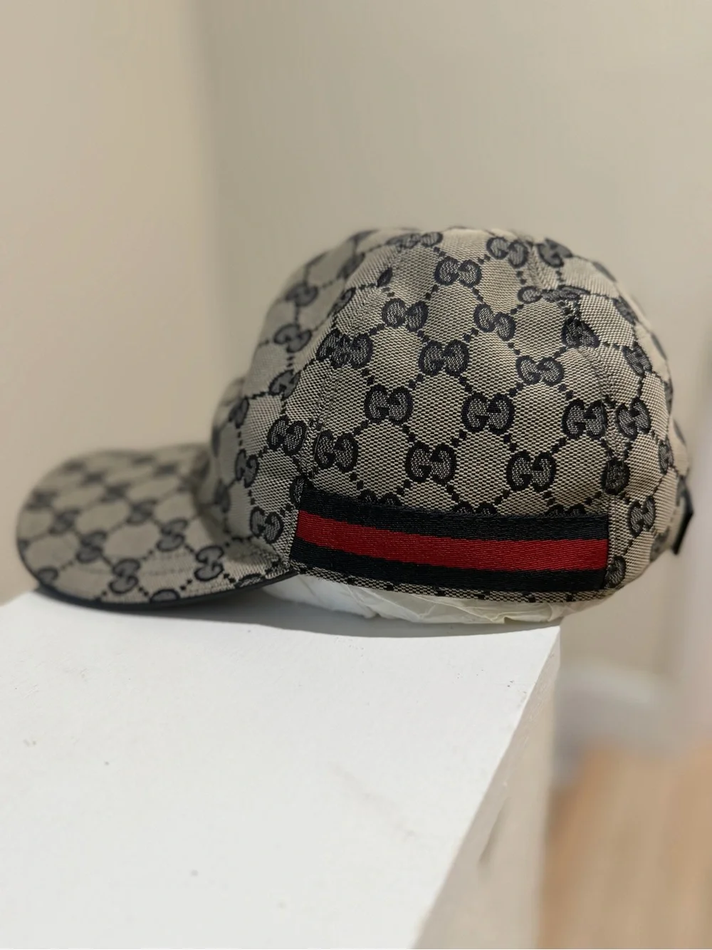 Gucci Beige/Navy GG Canvas Cap with Signature Web Accent